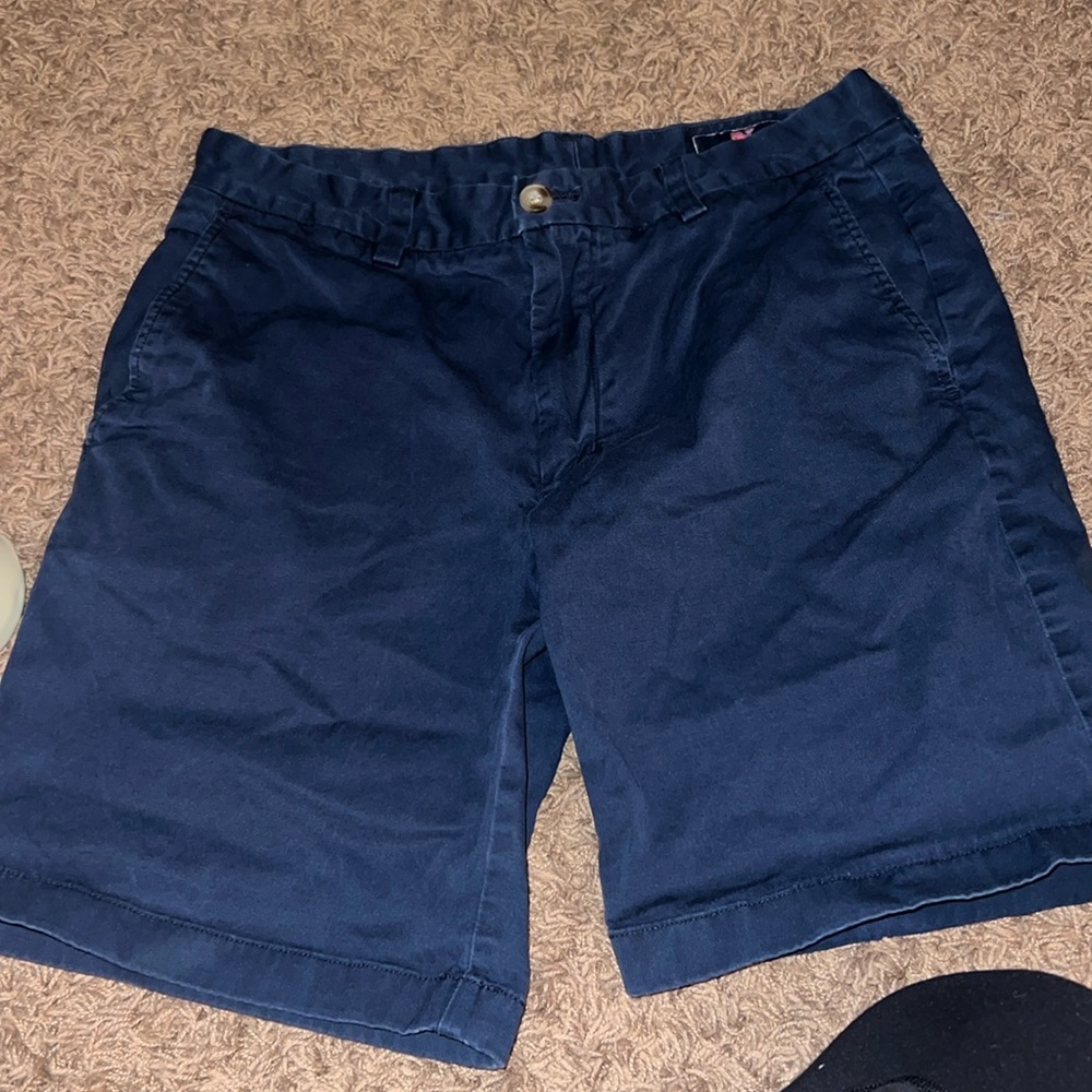 Vineyard Vines shorts